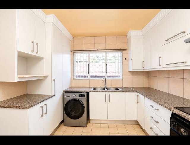 3 BEDROOM TOWNHOUSE FOR SALE IN MUSGRAVE